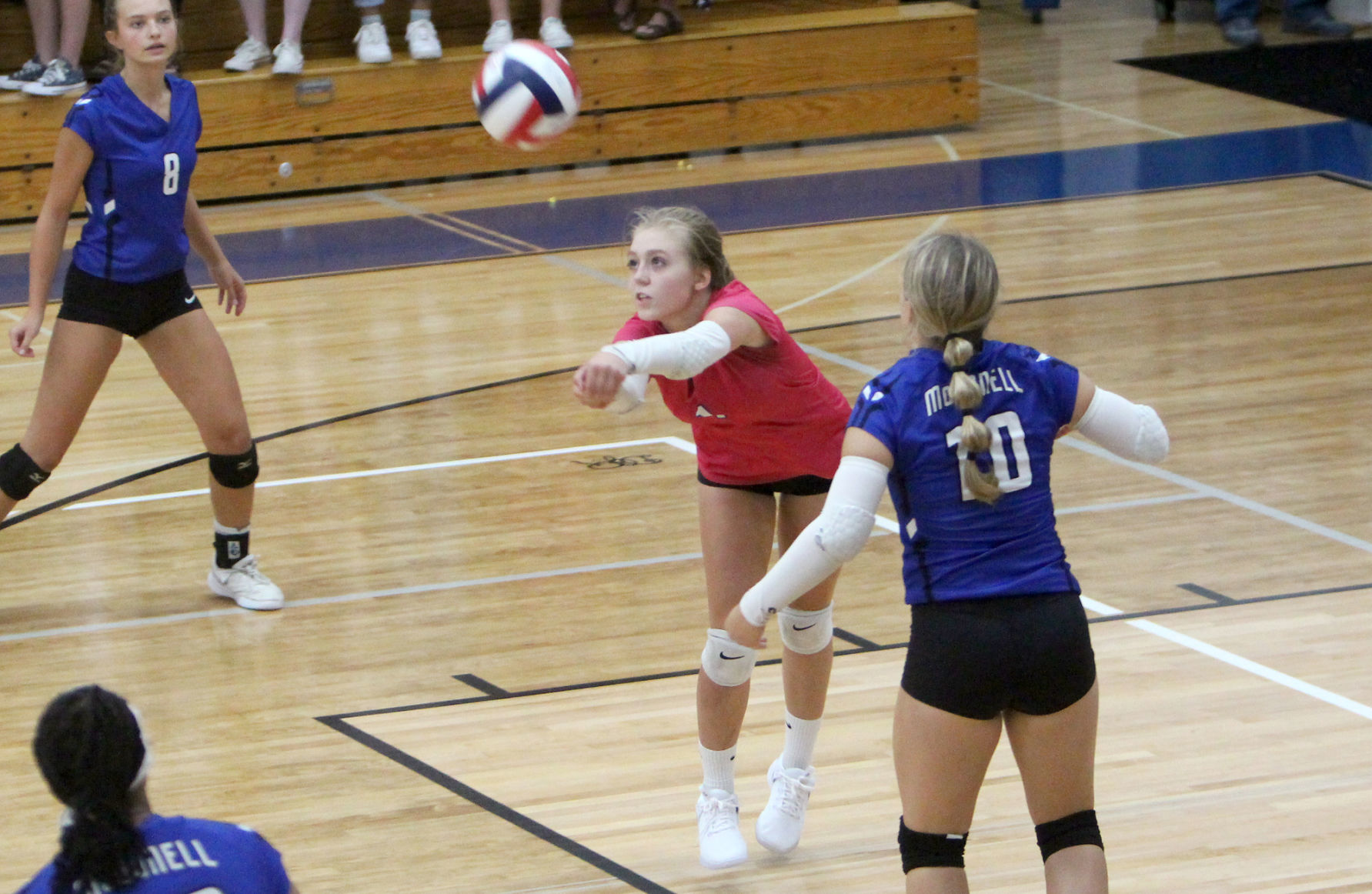 Eau Claire Regis at McDonell volleyball 9-12-19